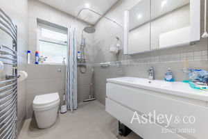 wet room- click for photo gallery